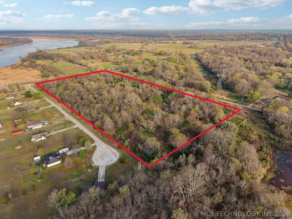 171st Street , Wagoner, OK 74467