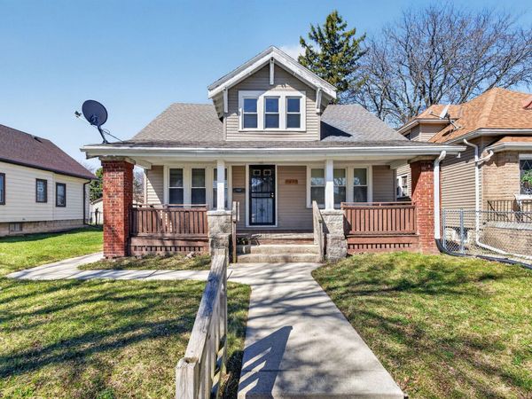 4633 N 30th St, Milwaukee, WI 53209