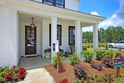 228 Creek Pointe Drive photo 4