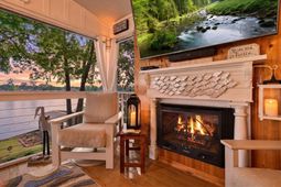 1204 Joyner Drive photo 4