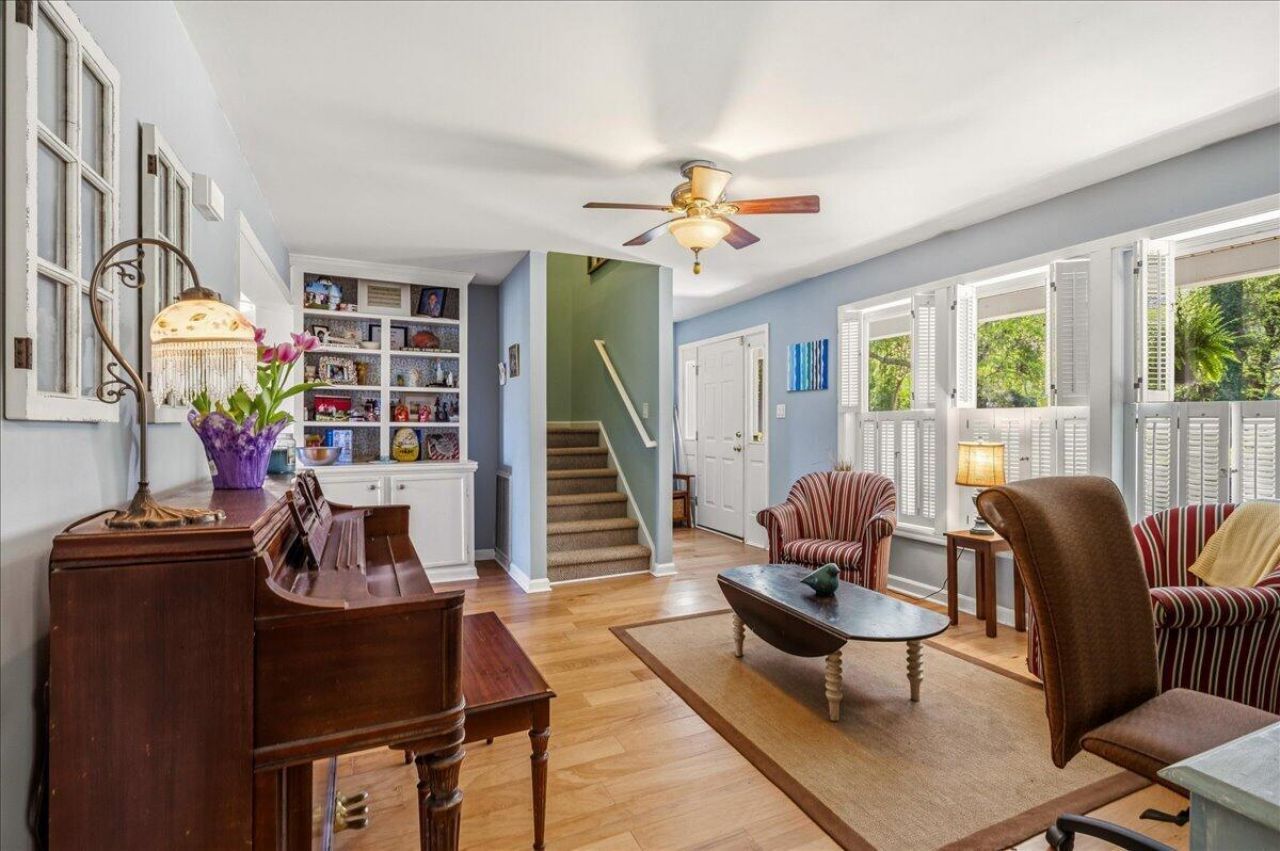 2195 River Road Photo 16