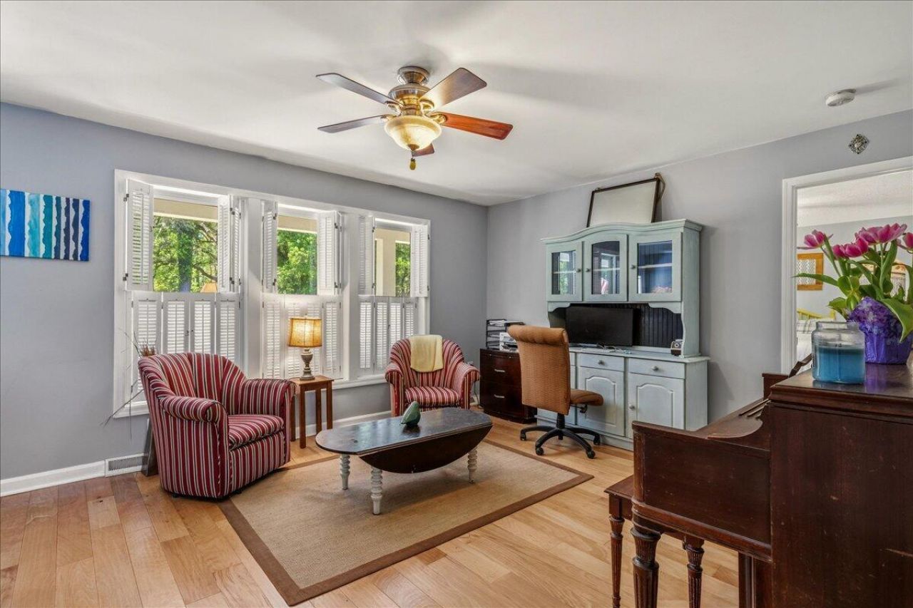 2195 River Road Photo 19