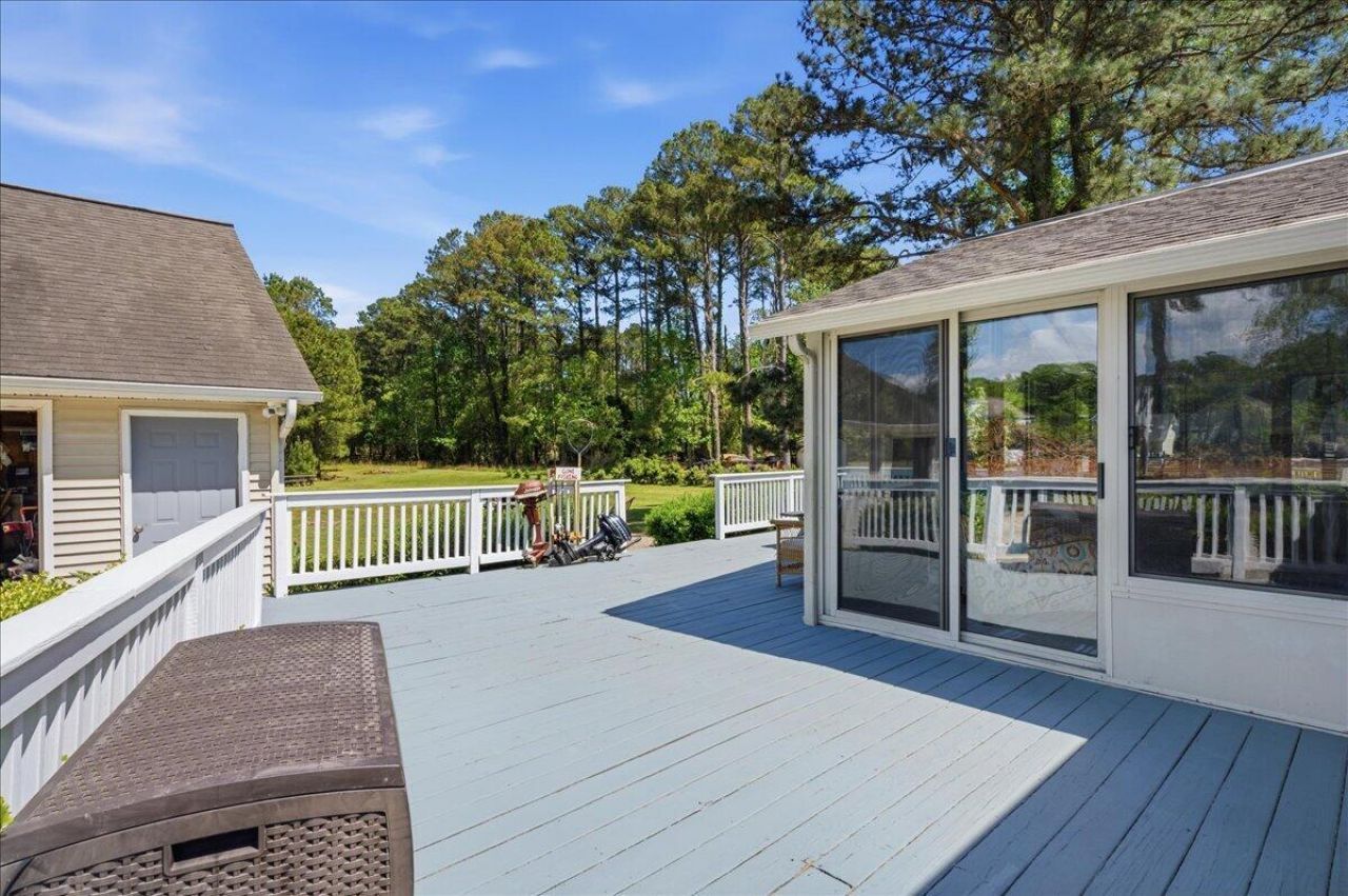 2195 River Road Photo 30