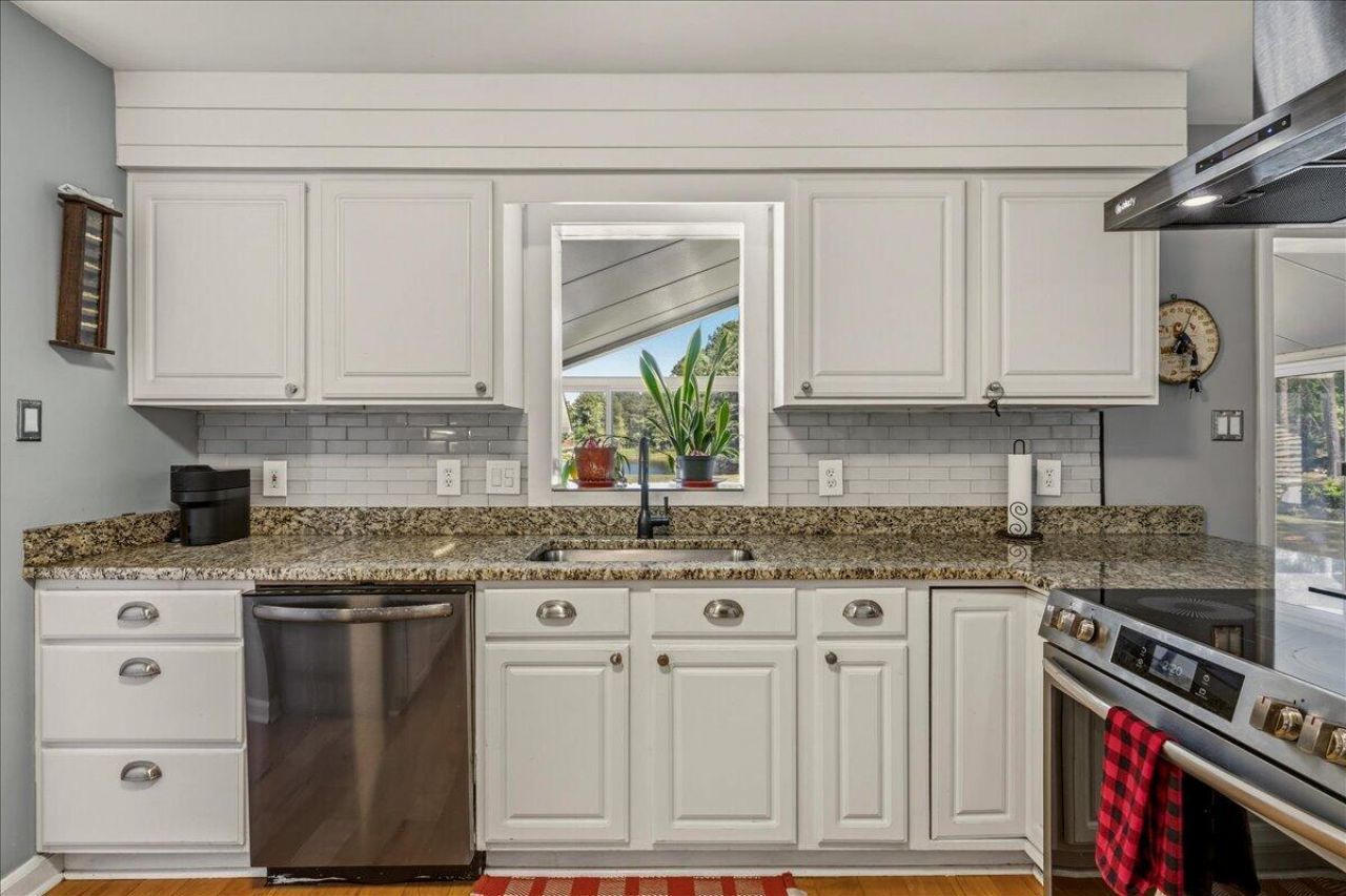 2195 River Road Photo 34