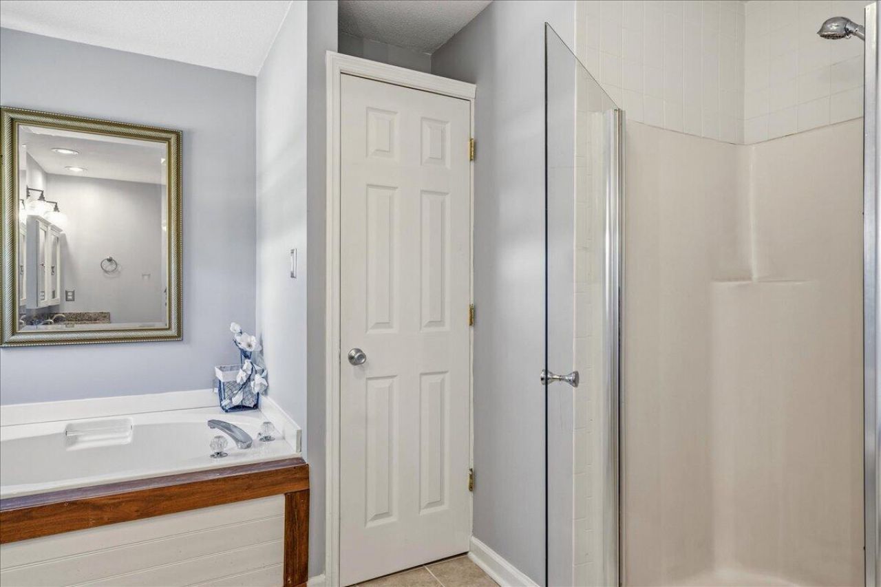 2195 River Road Photo 48