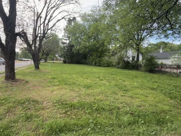 211 E 37th Street, Chattanooga, TN 37410