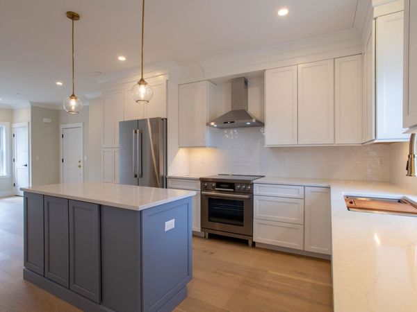 136 Locust Street, Unit 103, Dover, NH 03820