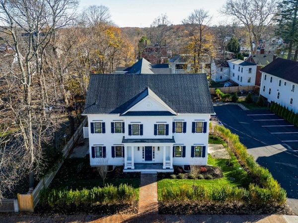 136 Locust Street, Unit 103, Dover, NH 03820