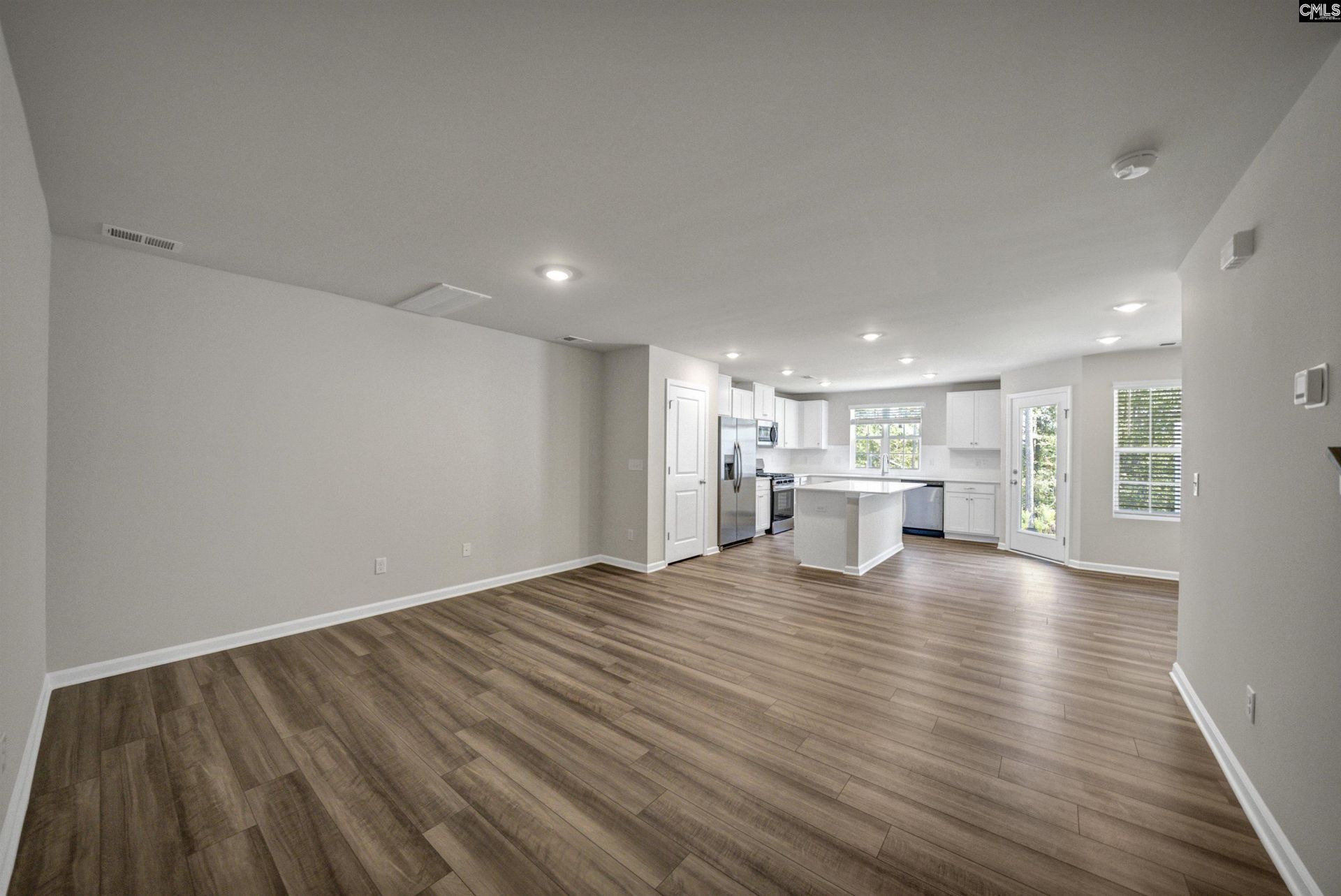 168 Winding Chestnut Drive  Photo 4