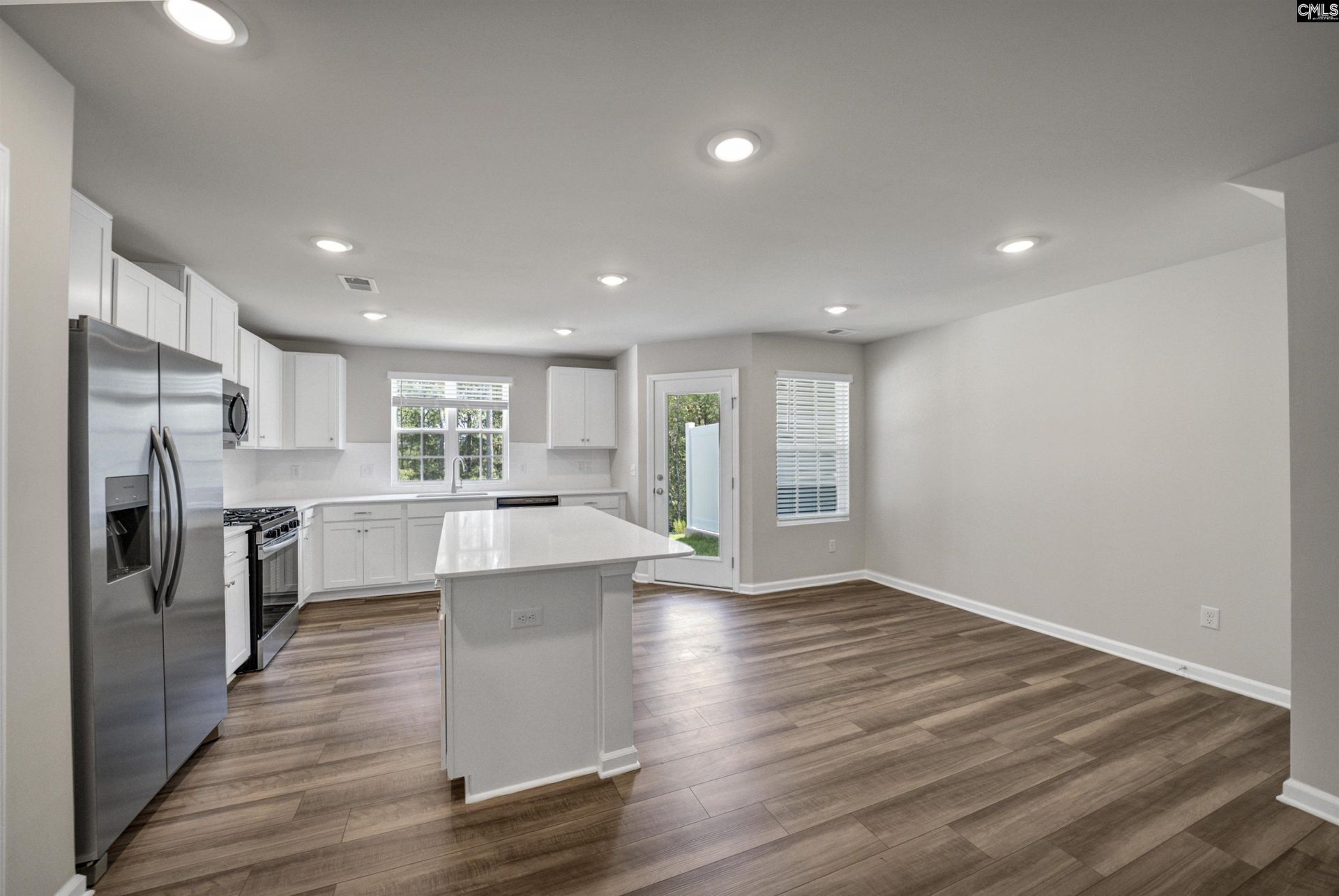 168 Winding Chestnut Drive  Photo 7