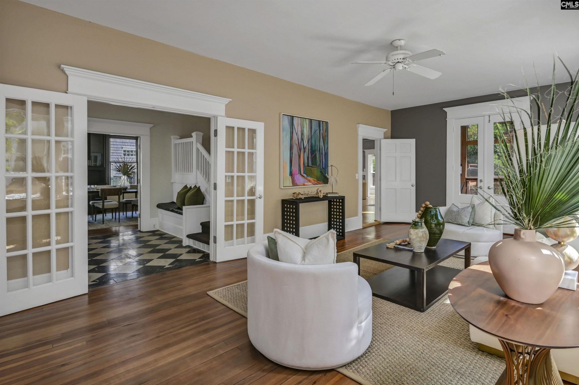 112 S Saluda Avenue  Photo 15