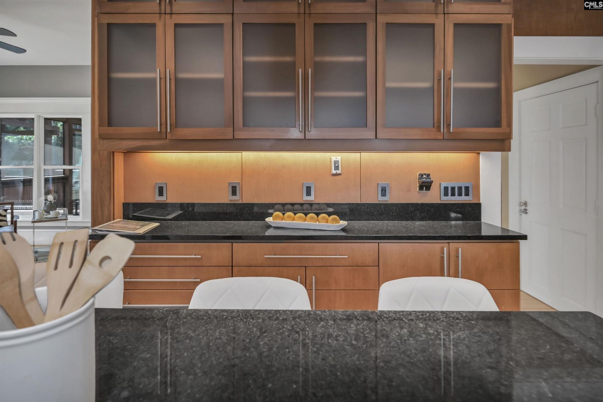 112 S Saluda Avenue  Photo 20