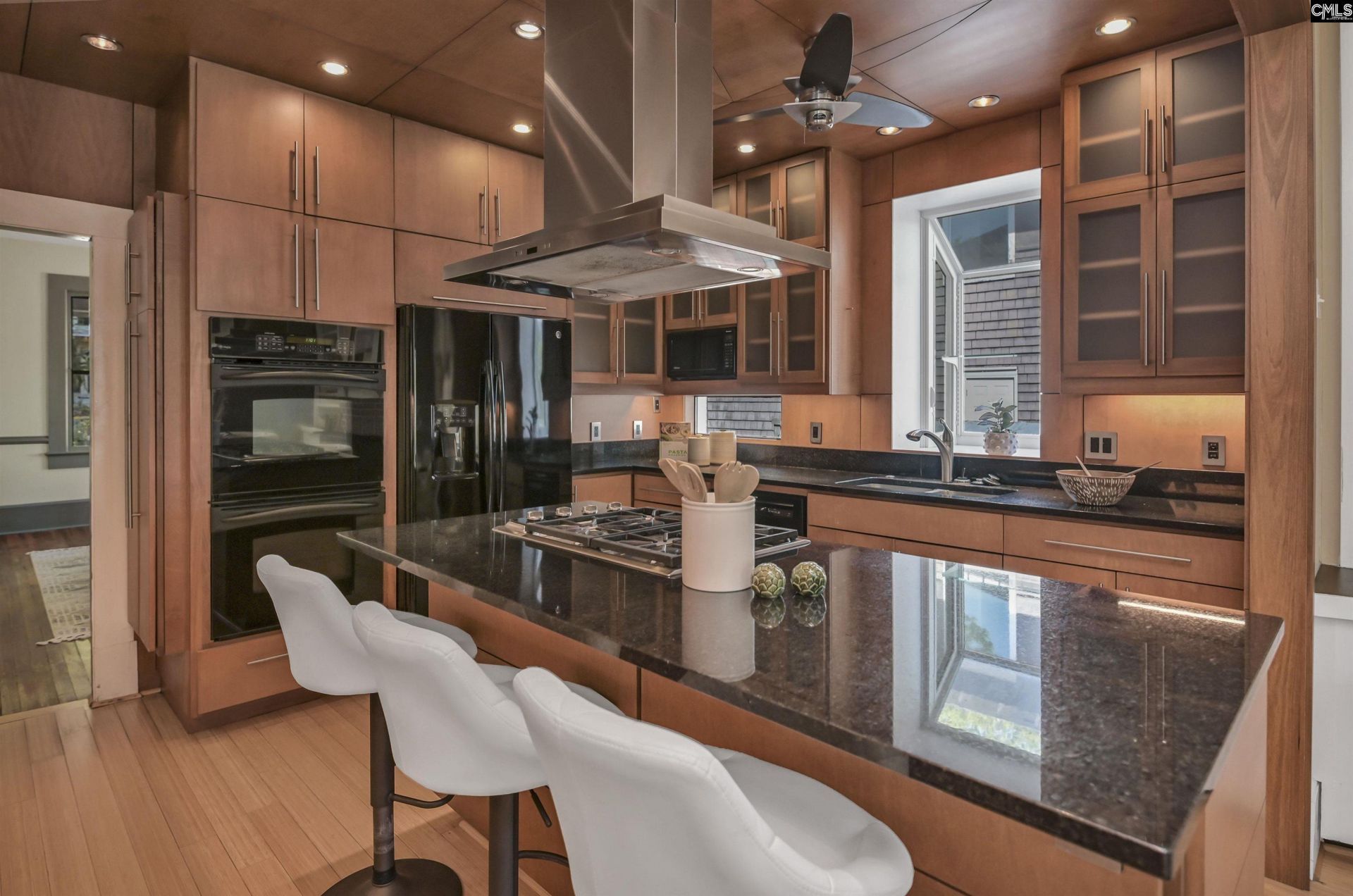 112 S Saluda Avenue  Photo 21