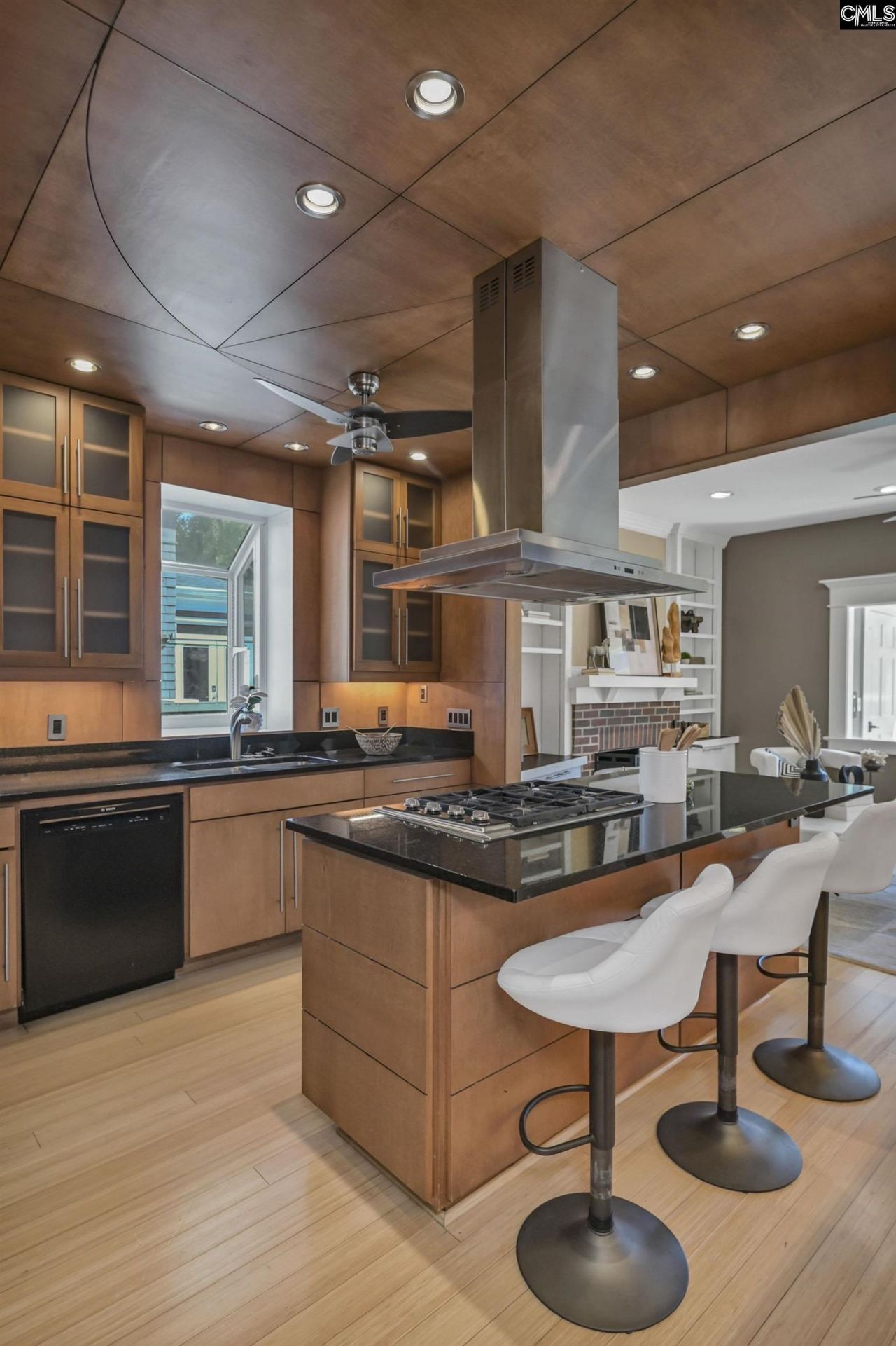 112 S Saluda Avenue  Photo 24