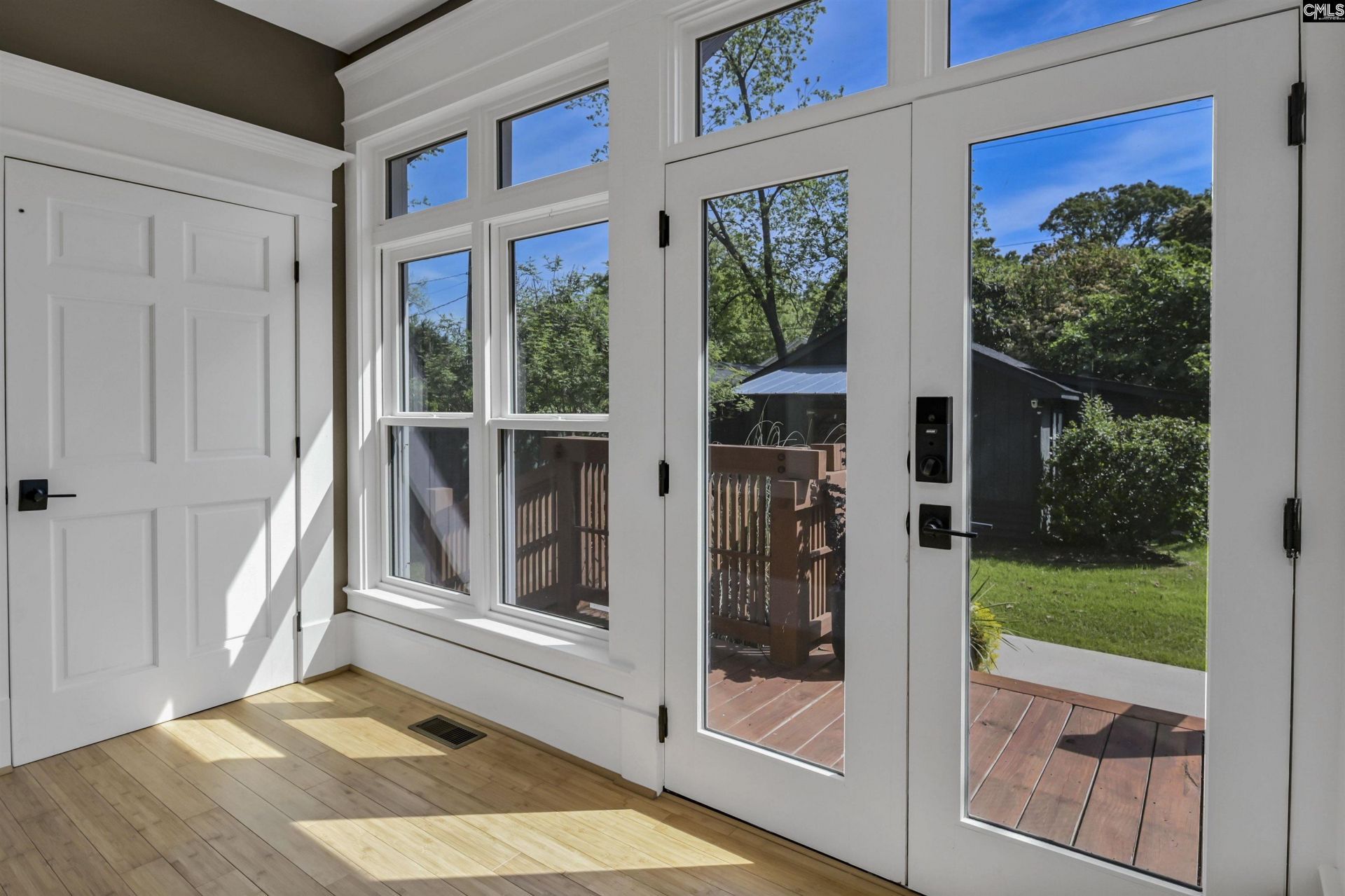 112 S Saluda Avenue  Photo 31