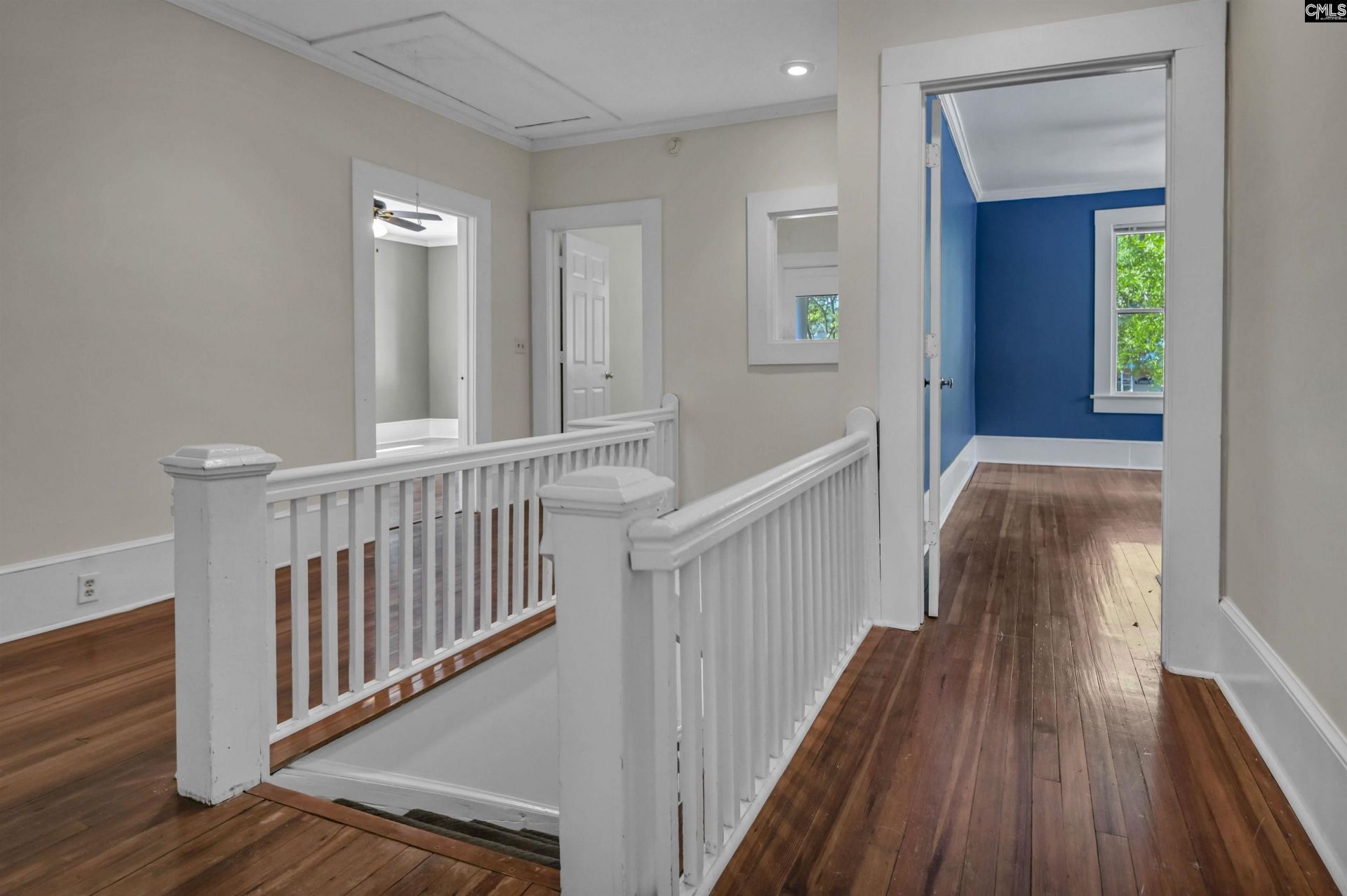 112 S Saluda Avenue  Photo 33