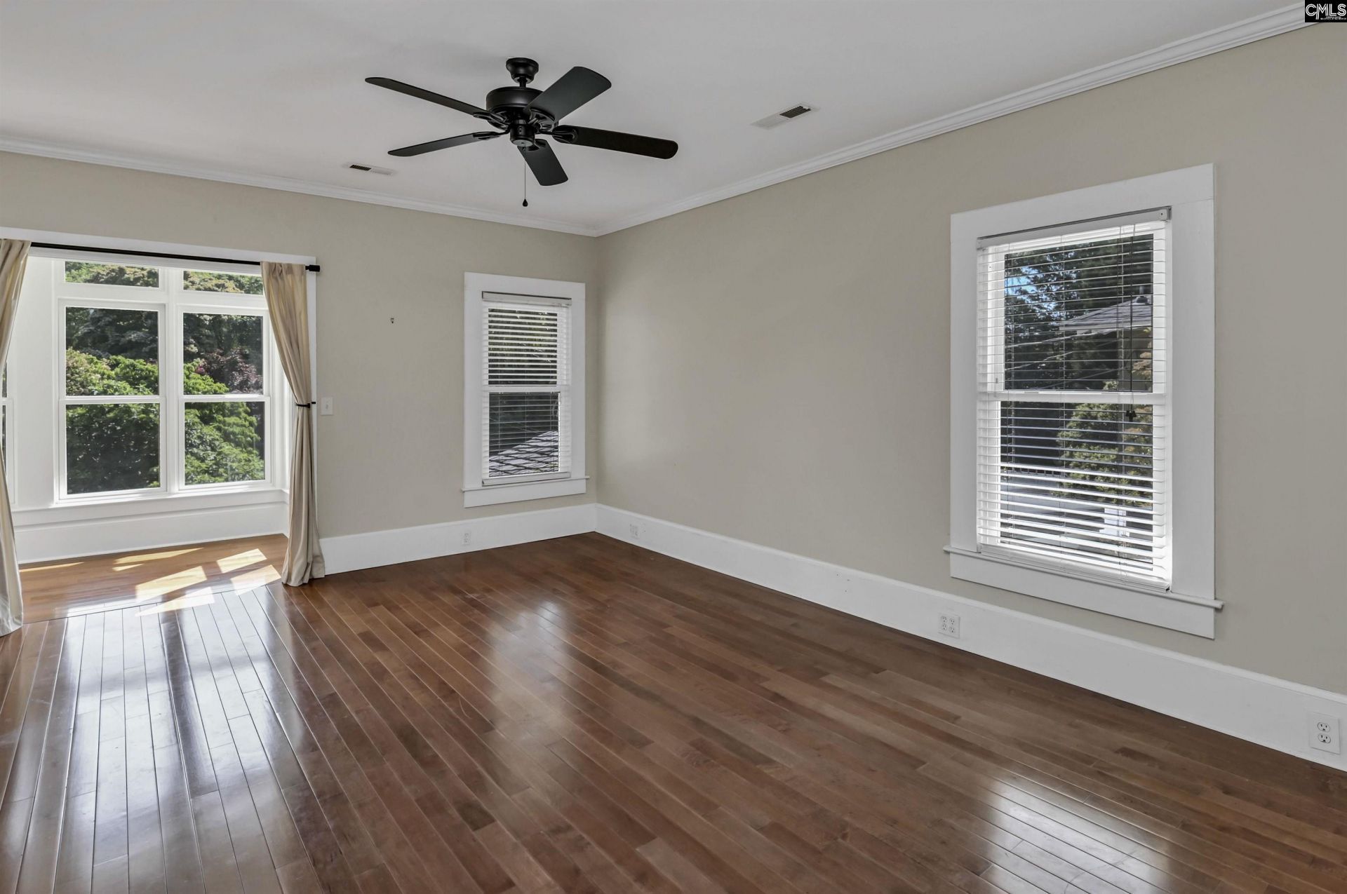 112 S Saluda Avenue  Photo 34