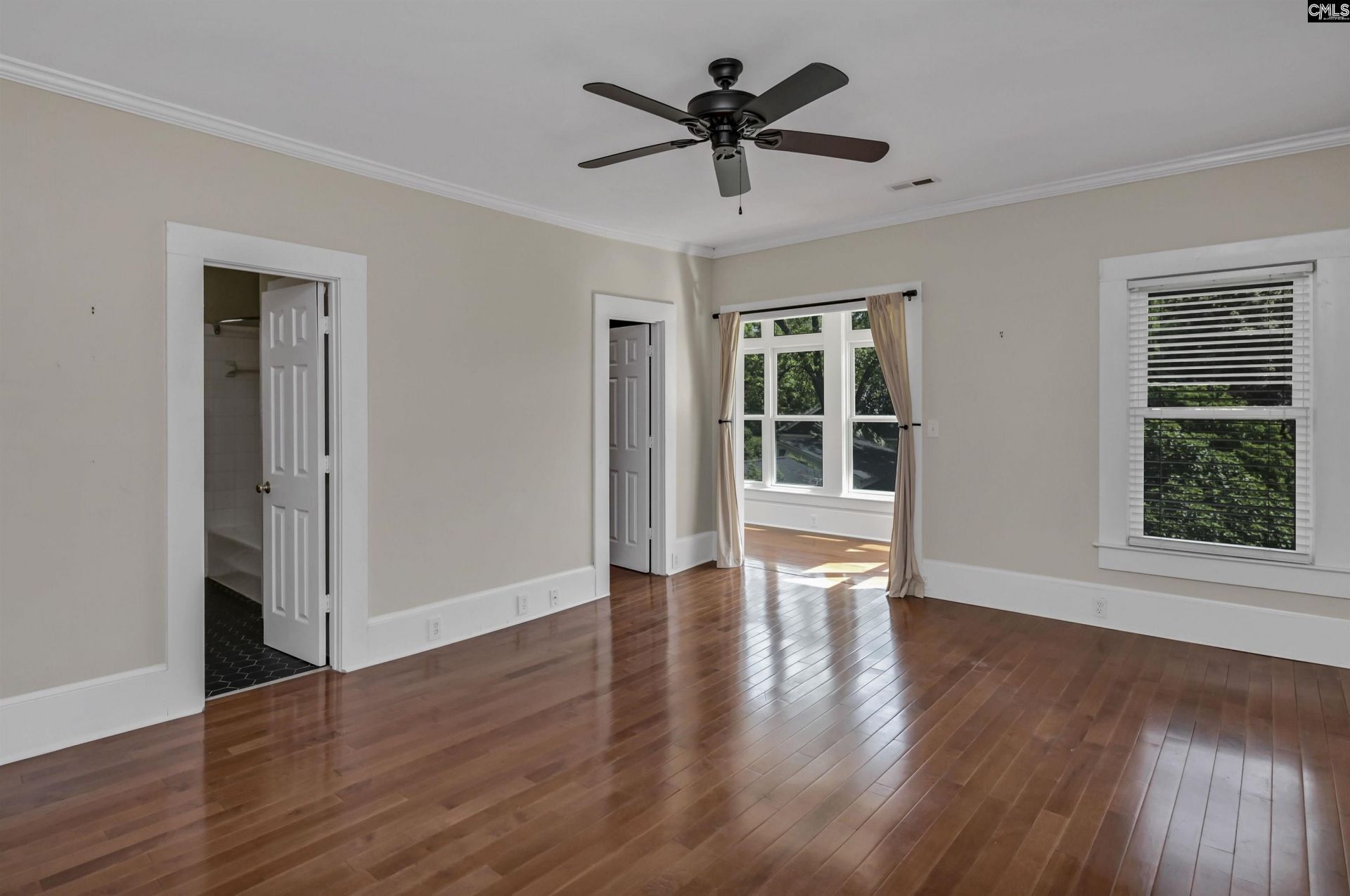 112 S Saluda Avenue  Photo 35