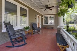 112 S Saluda Avenue  photo 4