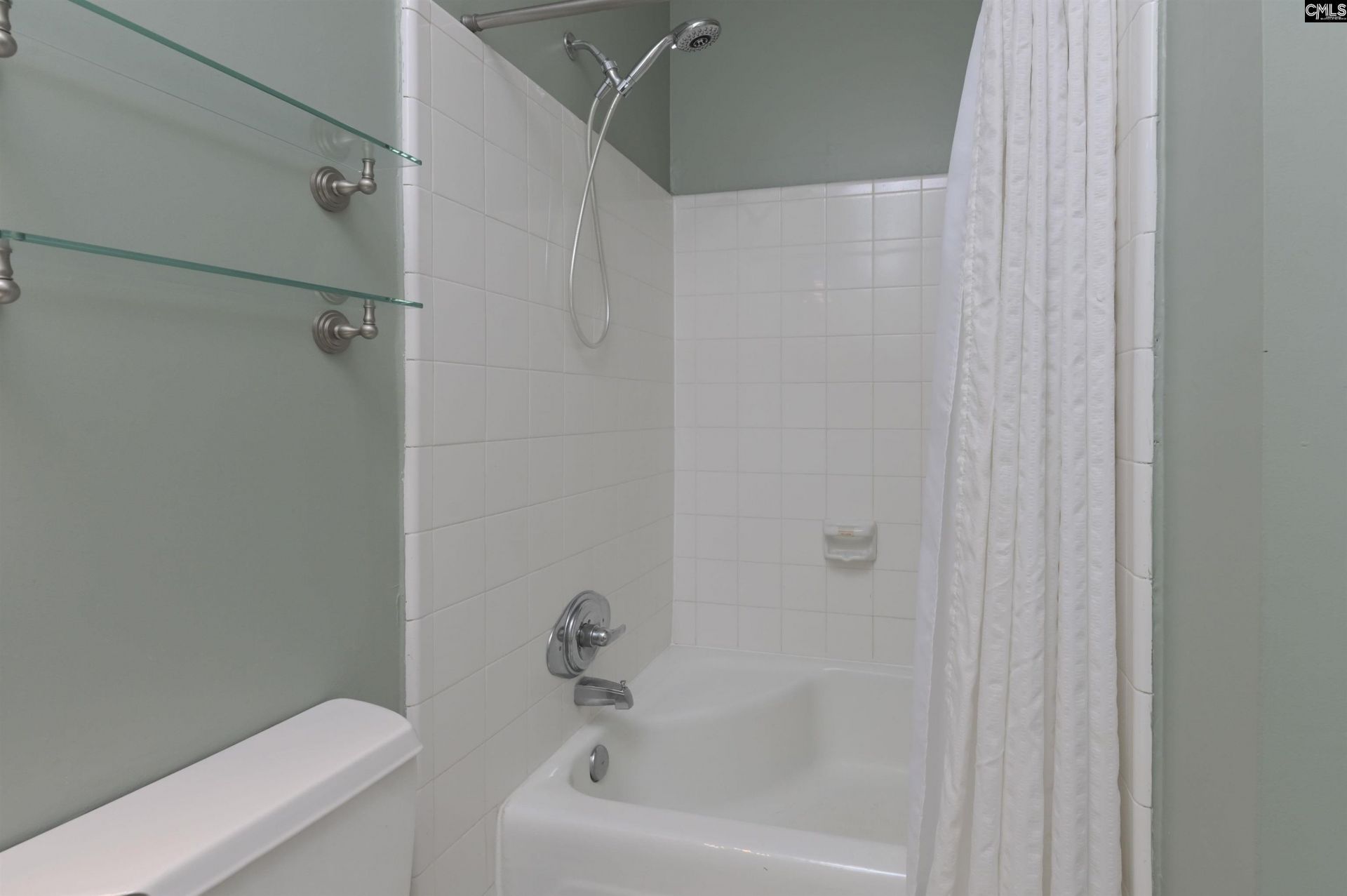 112 S Saluda Avenue  Photo 51