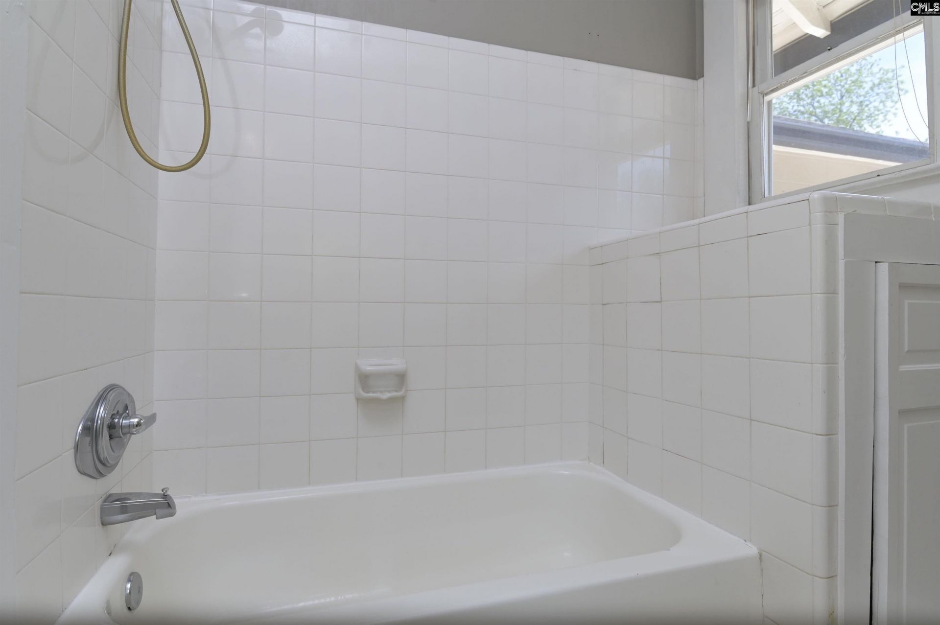 112 S Saluda Avenue  Photo 52