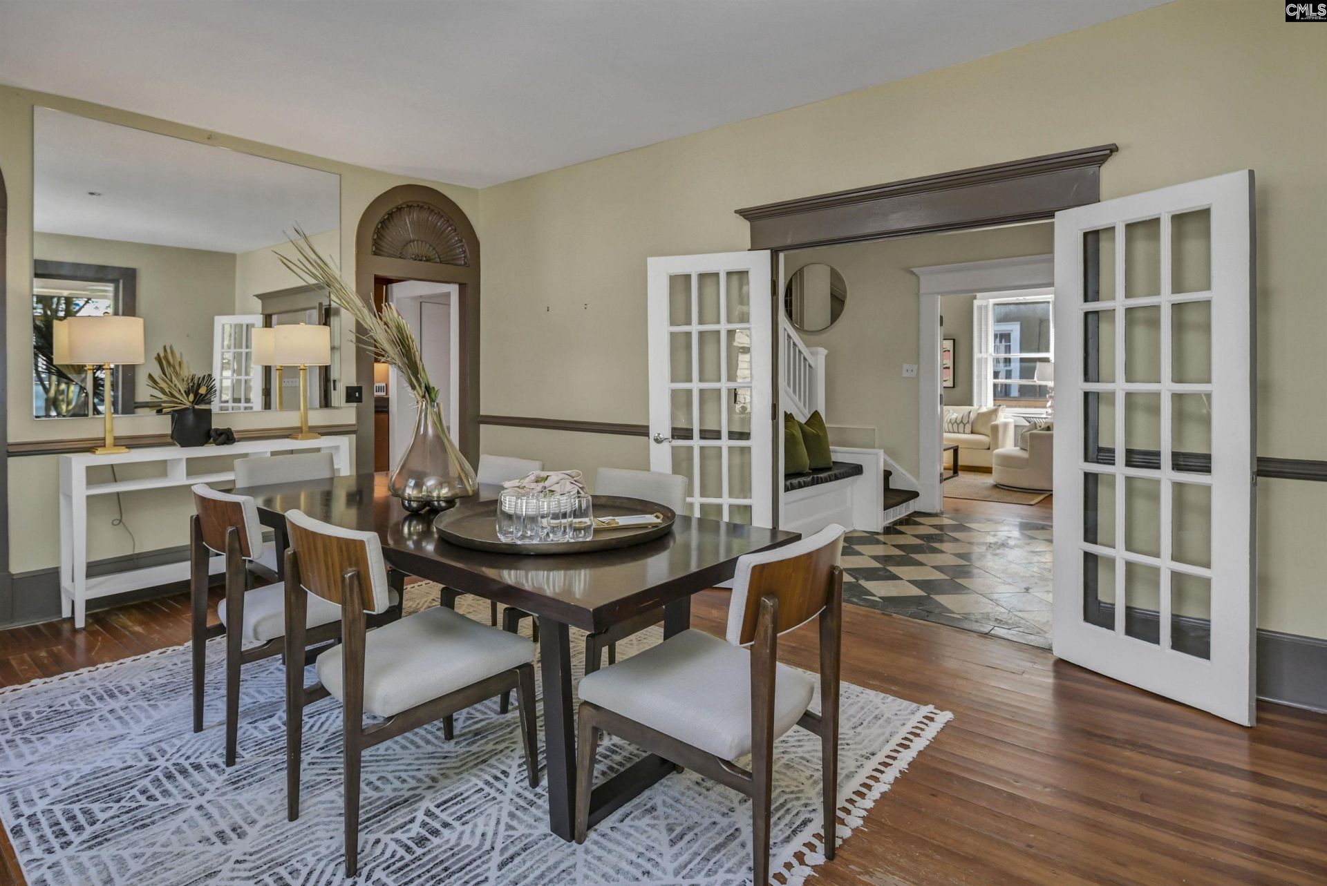 112 S Saluda Avenue  Photo 9