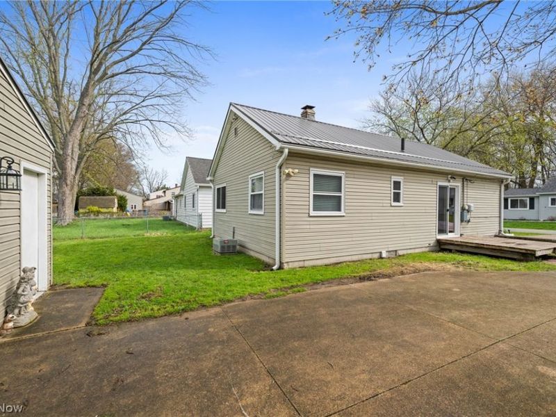 5686 Anna Court, Mentor on the Lake, OH 44060 Photo 21