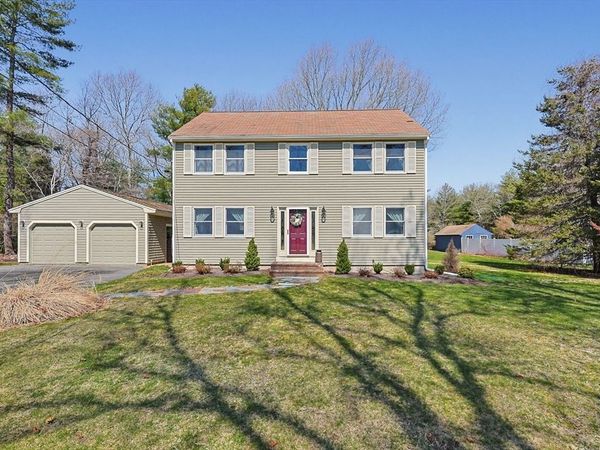 410 Seekell St, Taunton, MA 02718