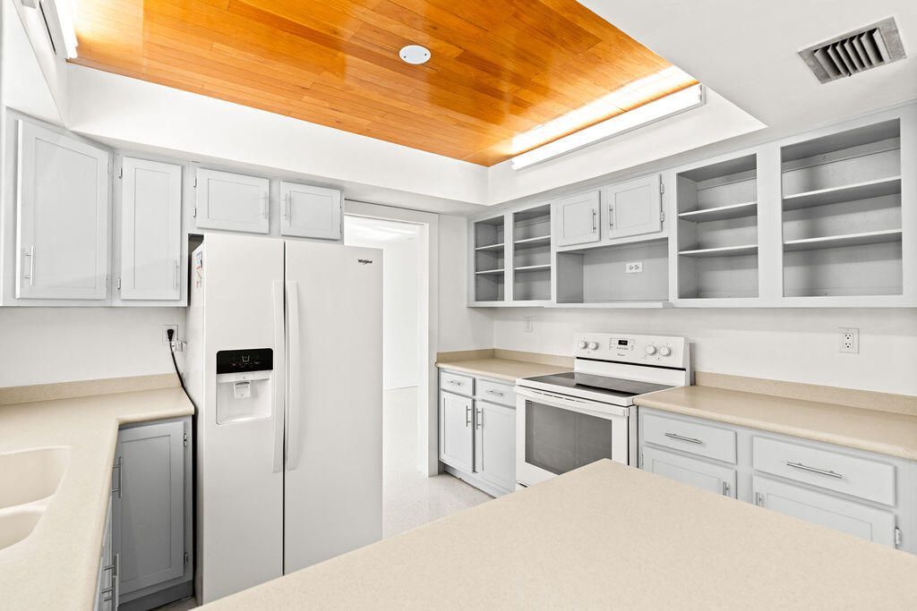 817 Westwind Drive, North Palm Beach, FL 33408 Photo