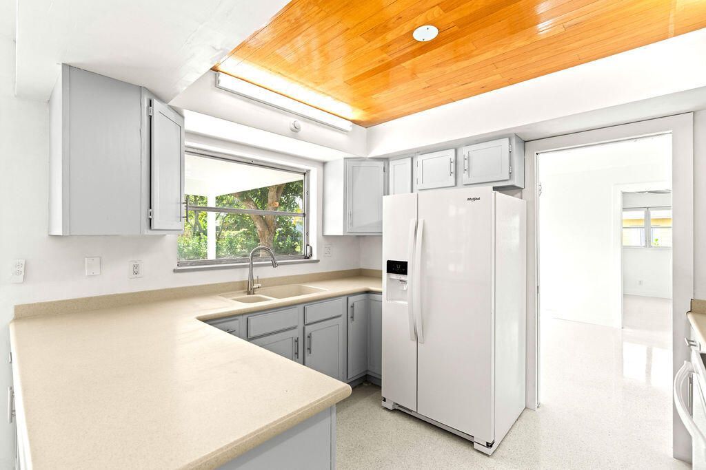 817 Westwind Drive, North Palm Beach, FL 33408 Photo