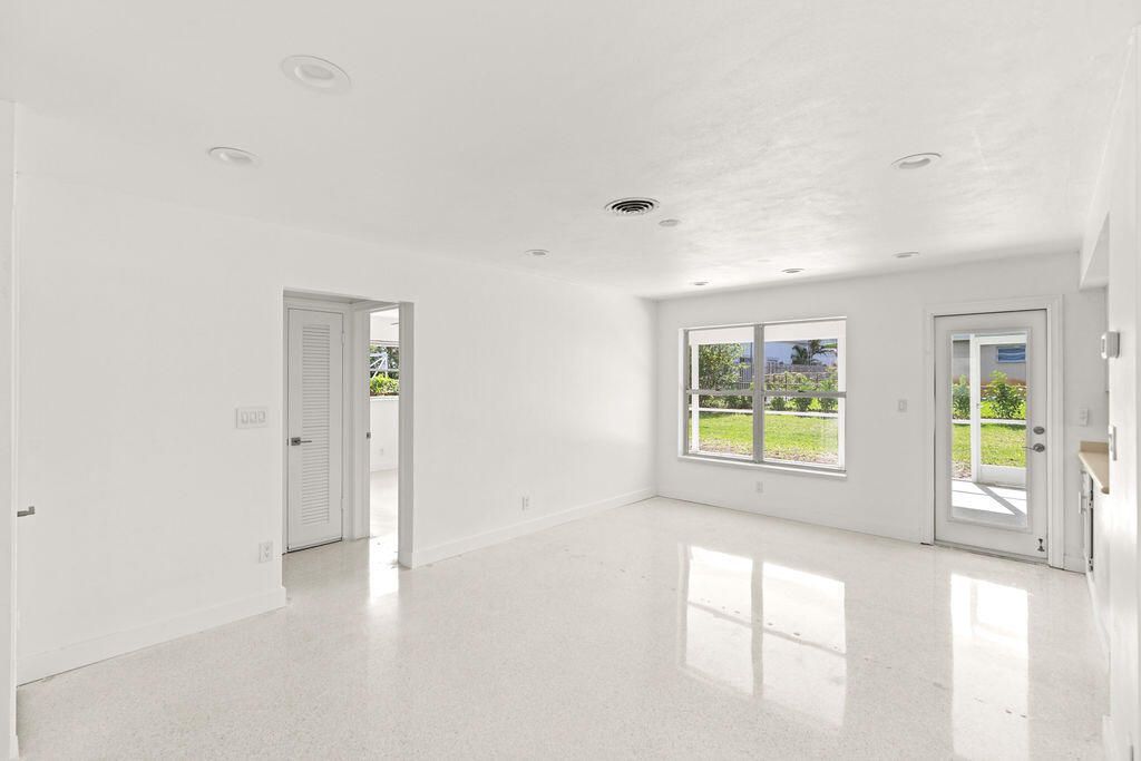 817 Westwind Drive, North Palm Beach, FL 33408 Photo