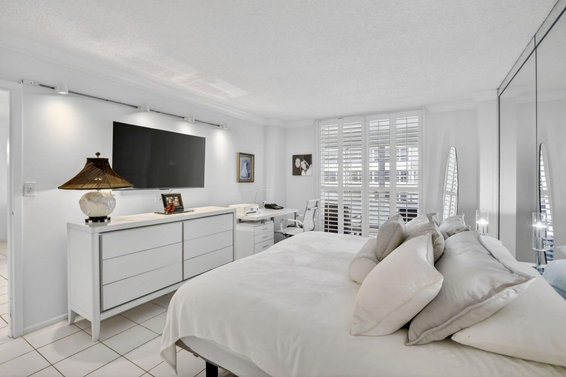 1160 N Federal Highway, Unit 517, Fort Lauderdale, FL 33304 Photo