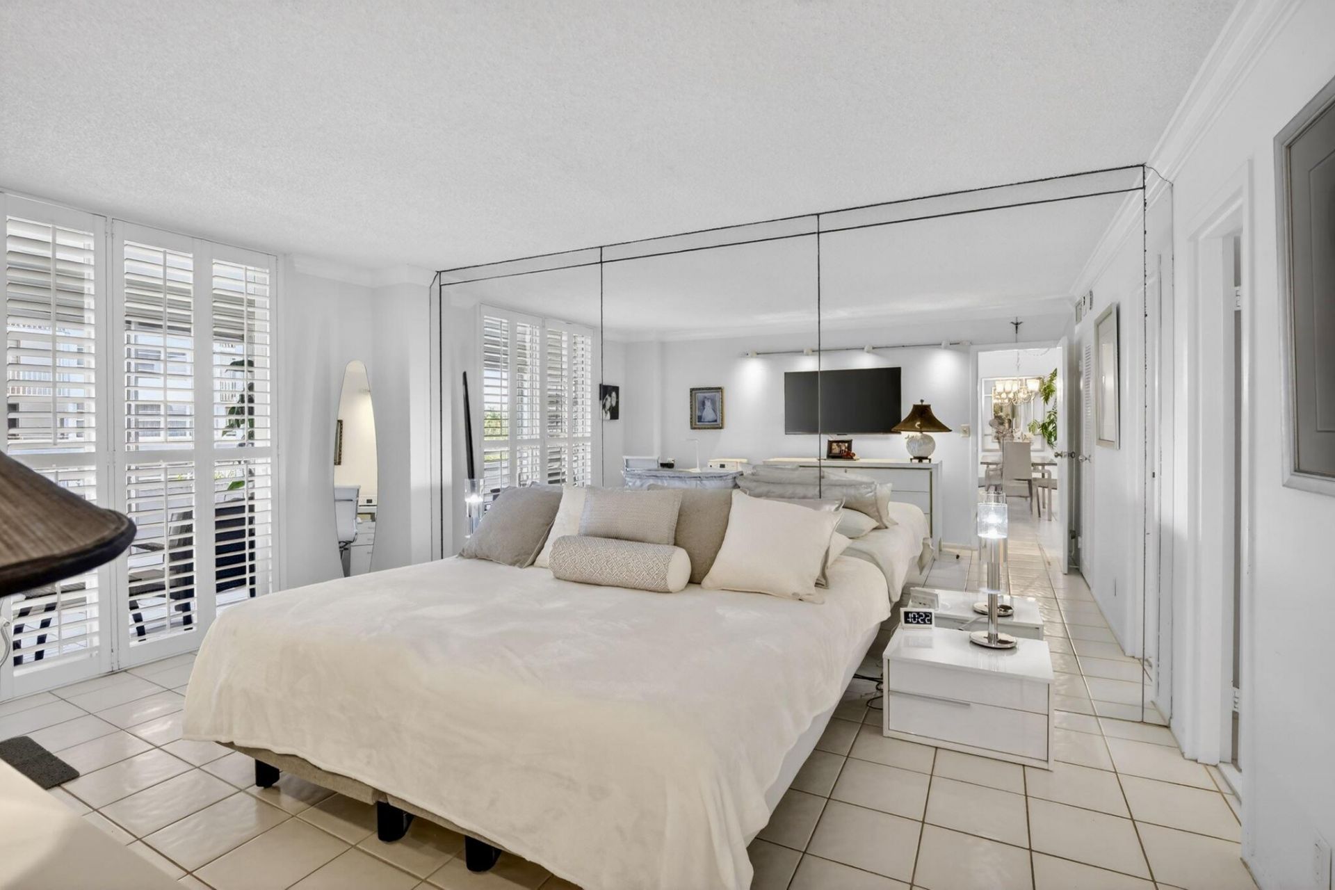 1160 N Federal Highway, Unit 517, Fort Lauderdale, FL 33304 Photo