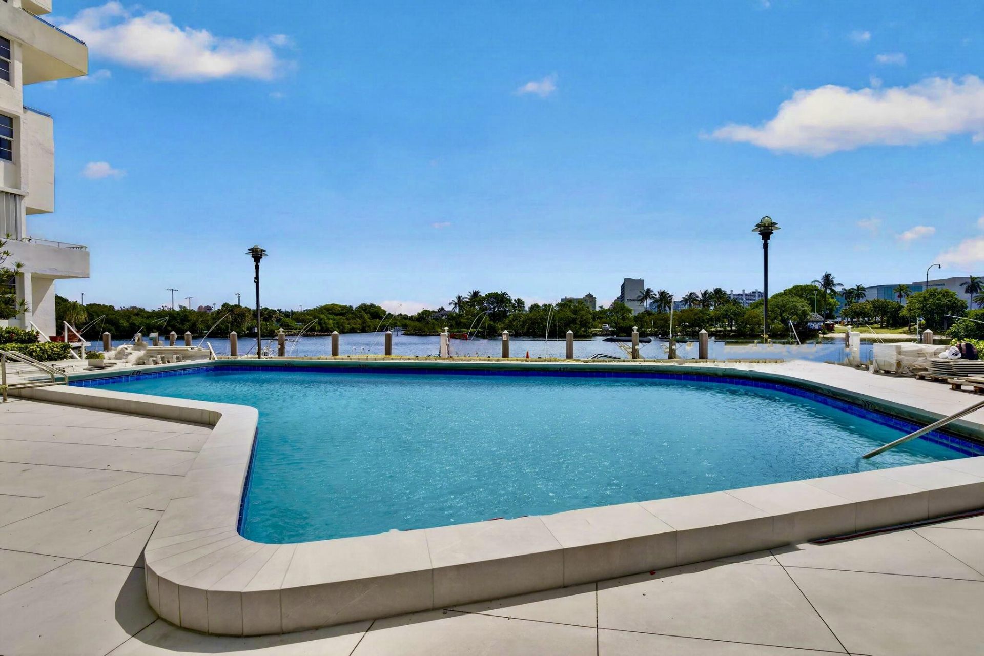 1160 N Federal Highway, Unit 517, Fort Lauderdale, FL 33304 Photo