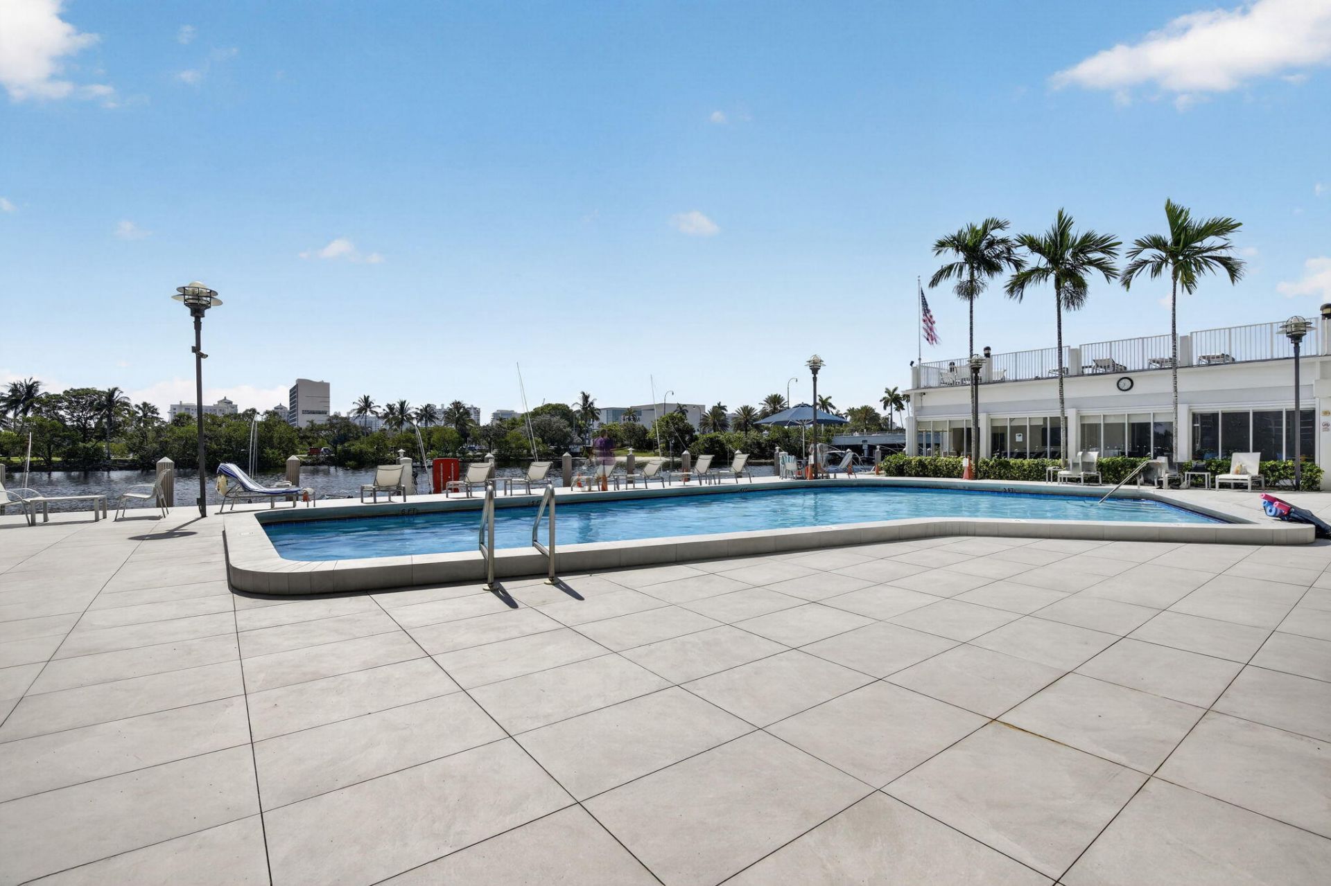 1160 N Federal Highway, Unit 517, Fort Lauderdale, FL 33304 Photo