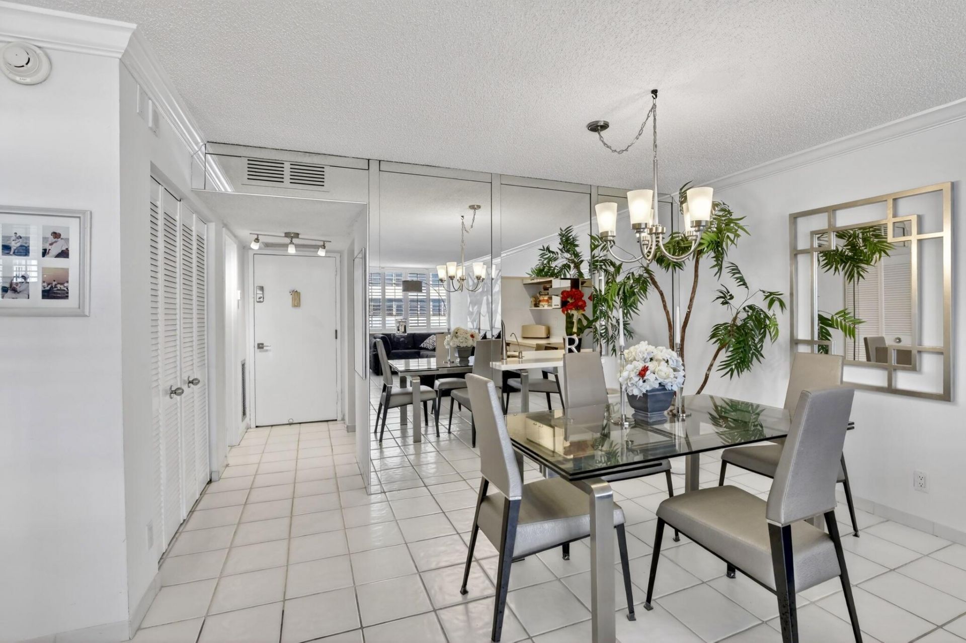 1160 N Federal Highway, Unit 517, Fort Lauderdale, FL 33304 Photo