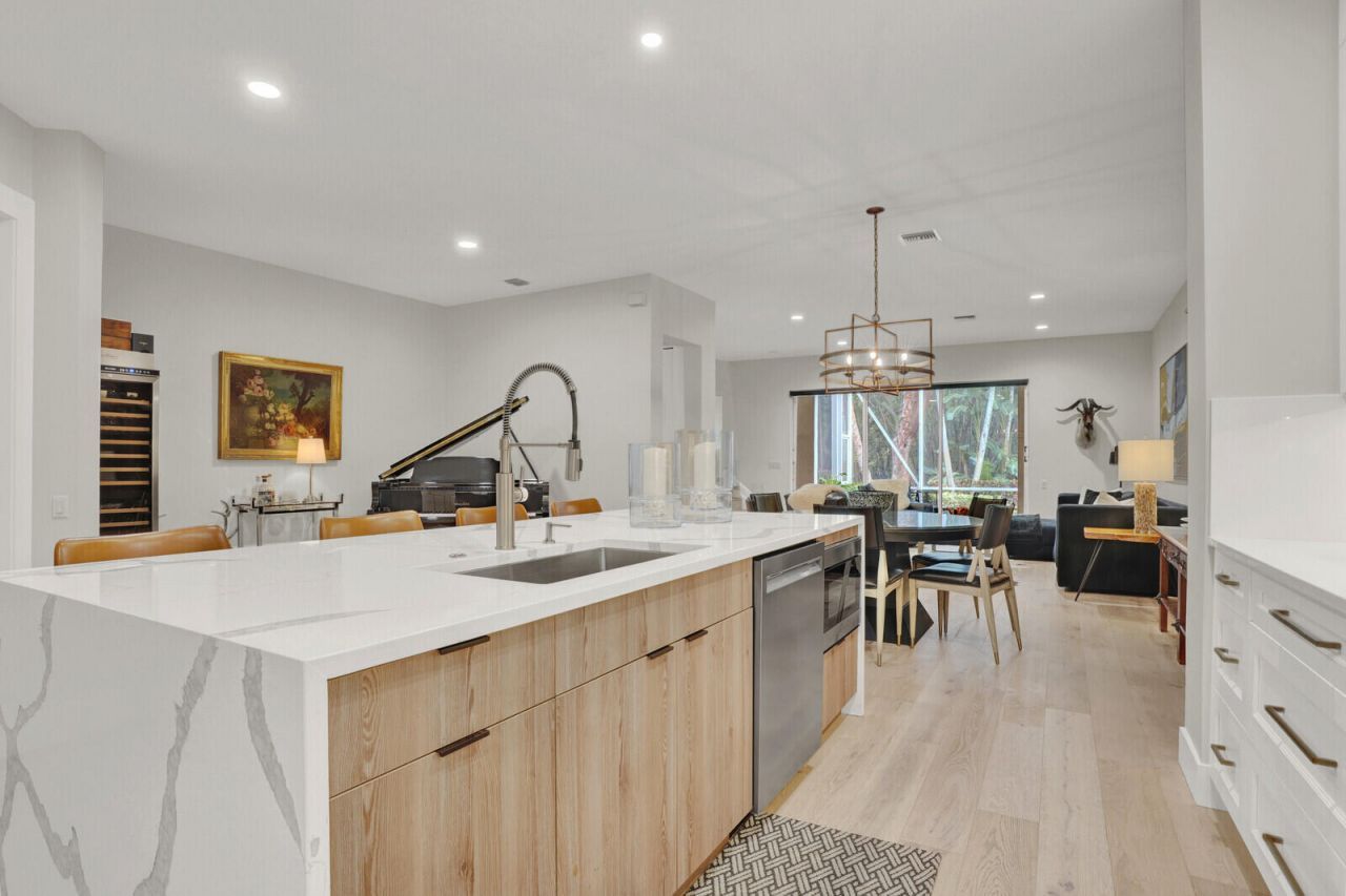 735 Cable Beach Lane, North Palm Beach, FL 33410 Photo