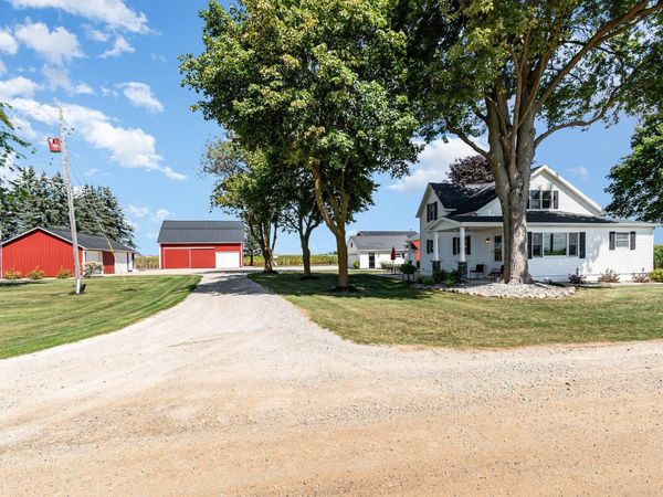 10063 Walton Road E, Shepherd, MI 48883