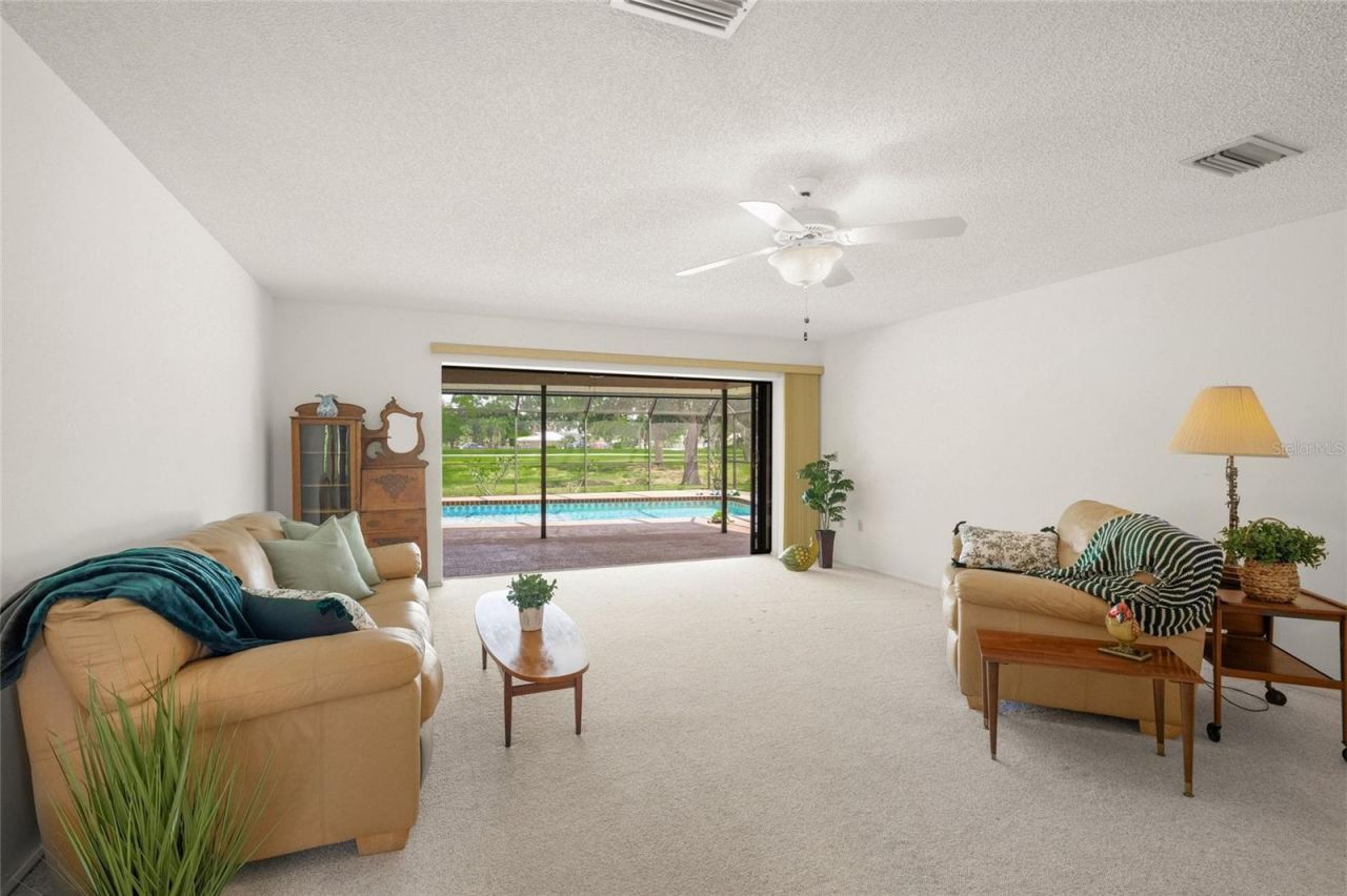 4806 W Country Club Drive, Sarasota, FL 34243 Photo