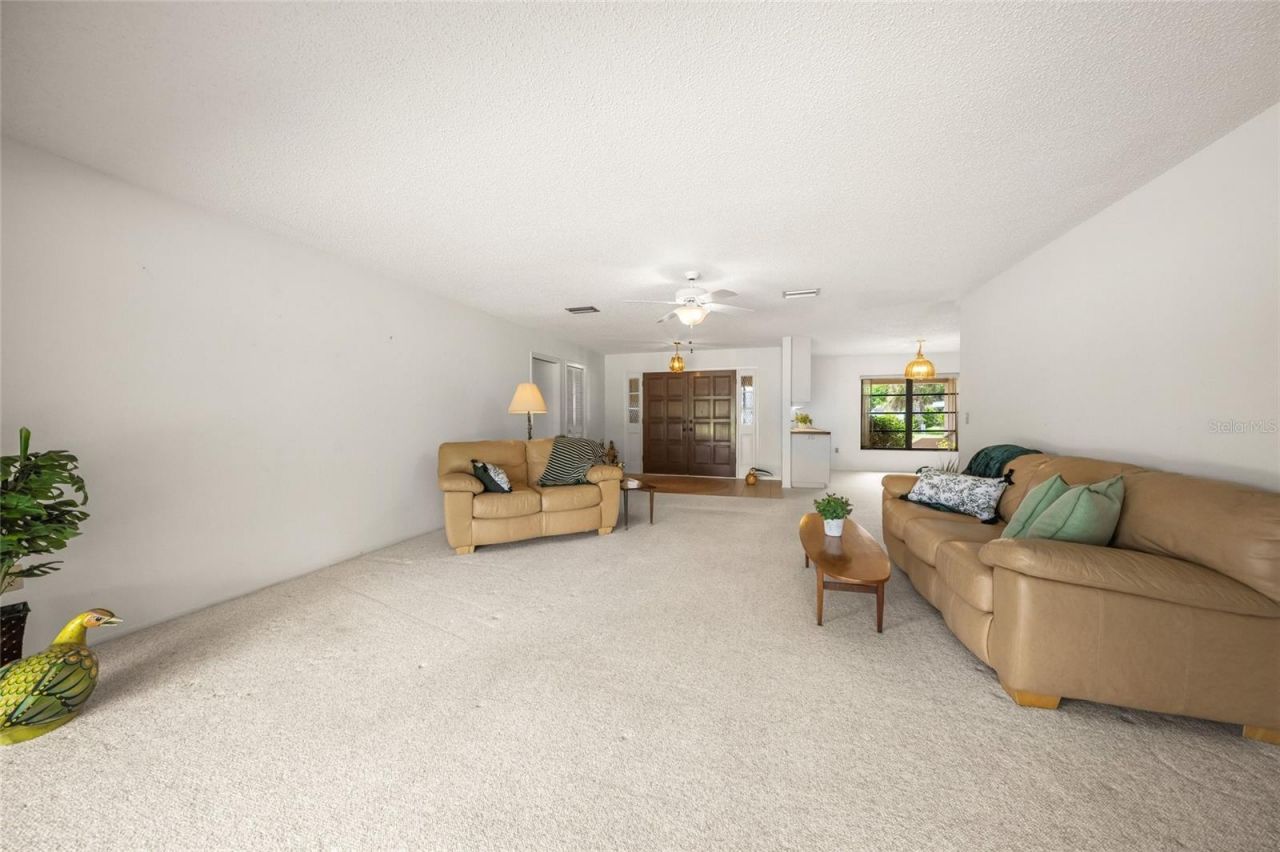 4806 W Country Club Drive, Sarasota, FL 34243 Photo