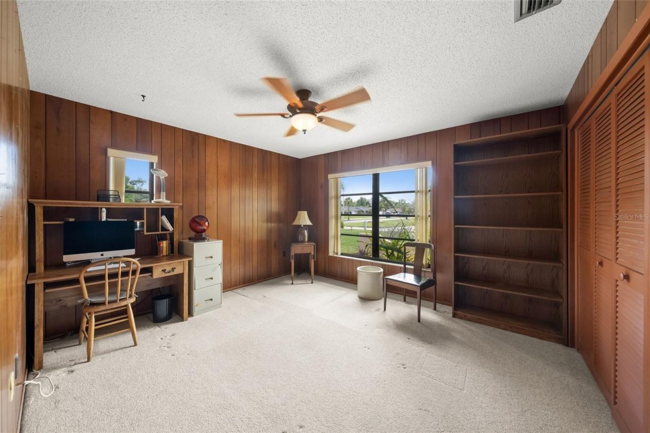 4806 W Country Club Drive, Sarasota, FL 34243 Photo