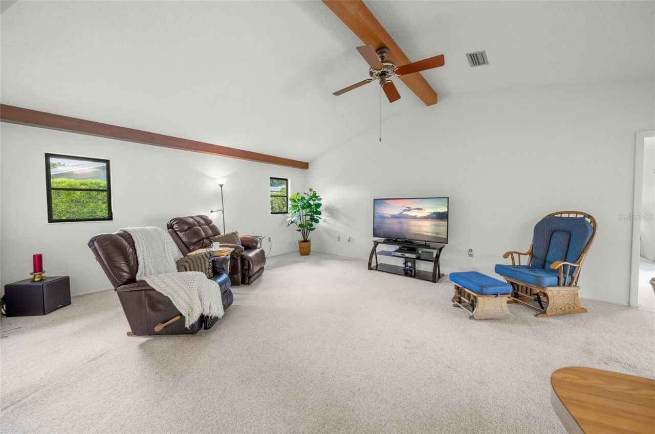 4806 W Country Club Drive, Sarasota, FL 34243 Photo