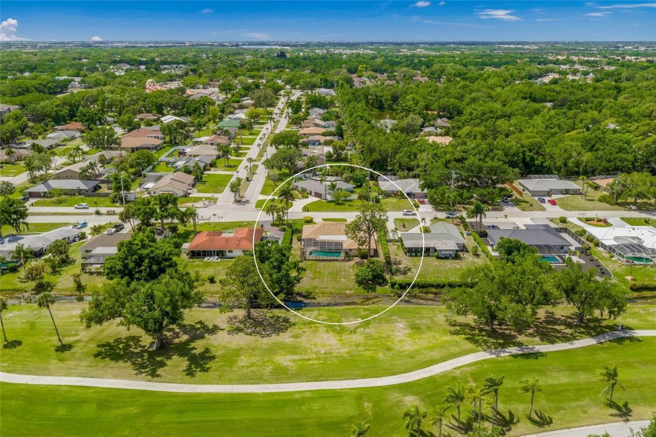 4806 W Country Club Drive, Sarasota, FL 34243 Photo