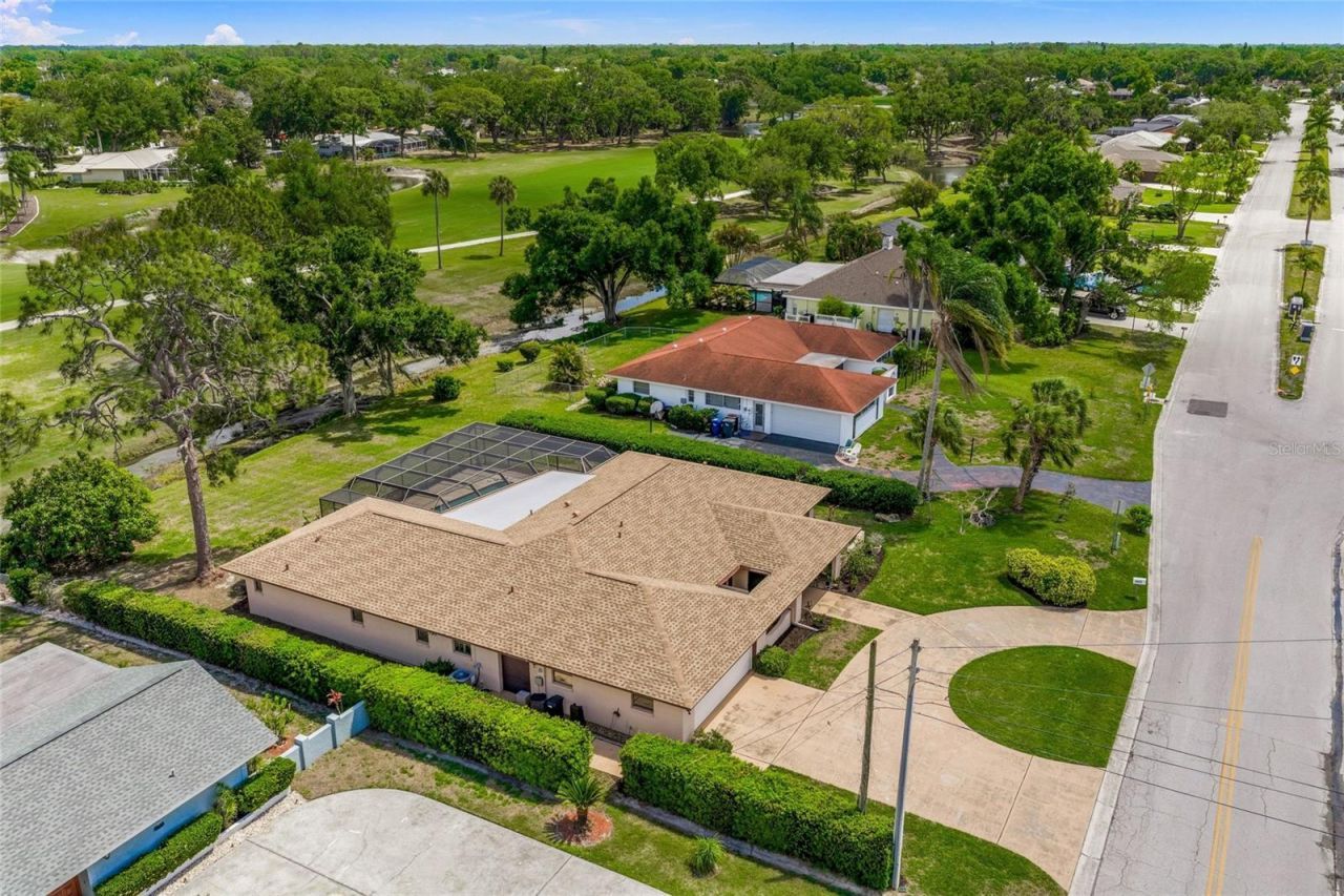 4806 W Country Club Drive, Sarasota, FL 34243 Photo