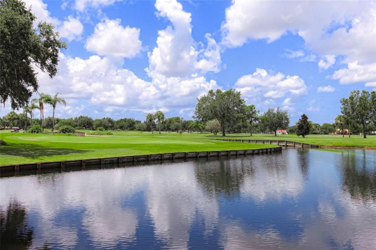 4806 W Country Club Drive, Sarasota, FL 34243 Photo