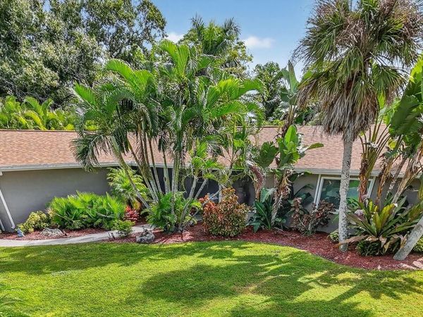 1884 SOUTHPOINTE DRIVE, SARASOTA, FL 34231