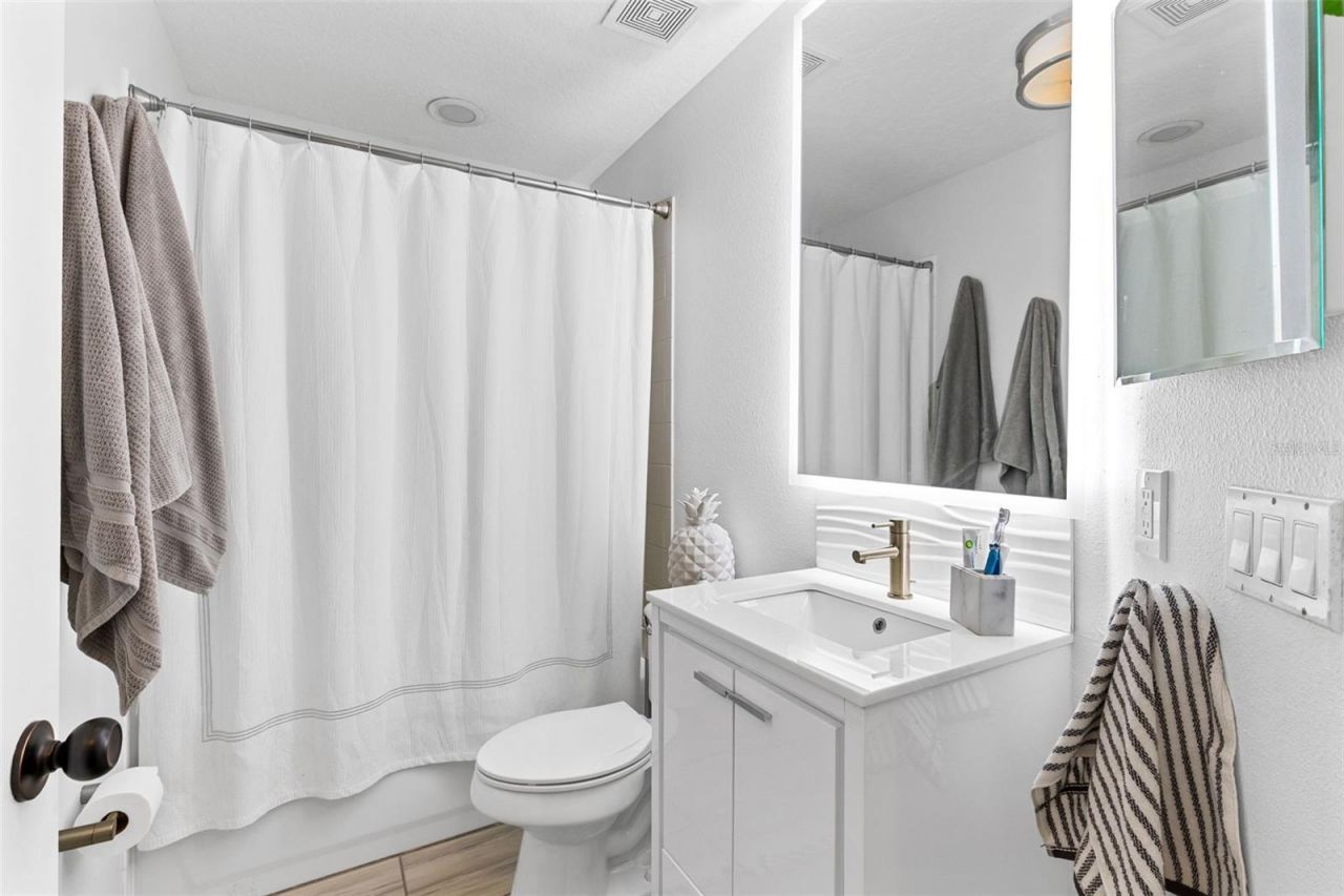 7896 Horse Ferry Road , Orlando, FL 32835 Photo