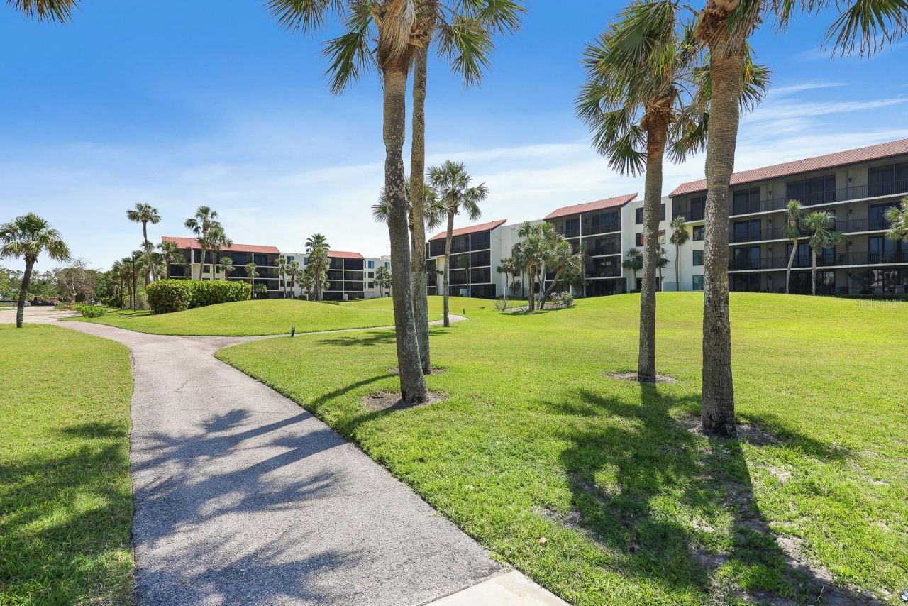 1935 Gulf Of Mexico Drive, Unit G7-304, Longboat Key, FL 34228 Photo