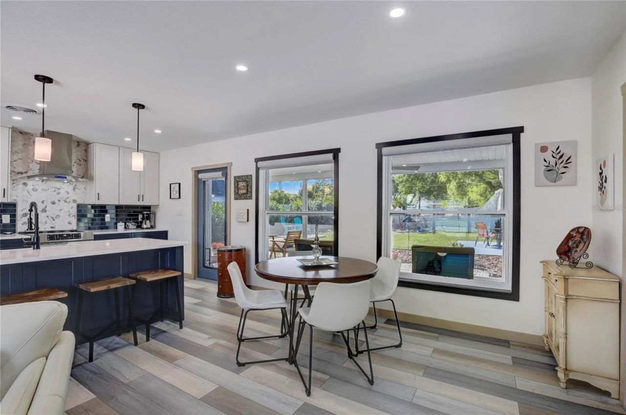 5428 7th Avenue N, Saint Petersburg, FL 33710 Photo