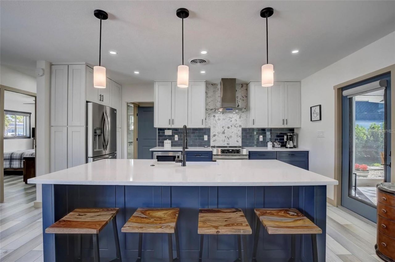 5428 7th Avenue N, Saint Petersburg, FL 33710 Photo